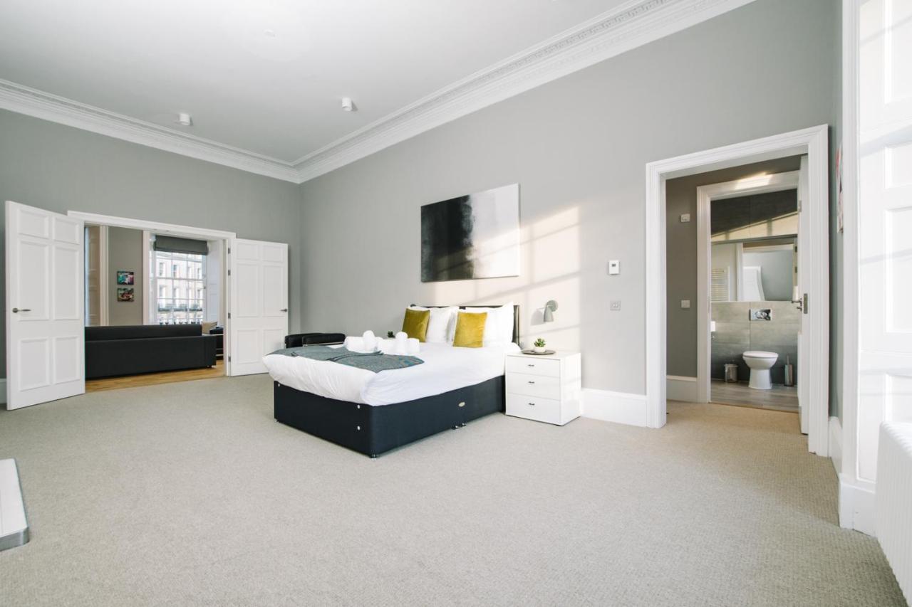 Joivy Bold And Spacious 1Bed Home, Near Haymarket Train Station Edinburgh Exterior foto